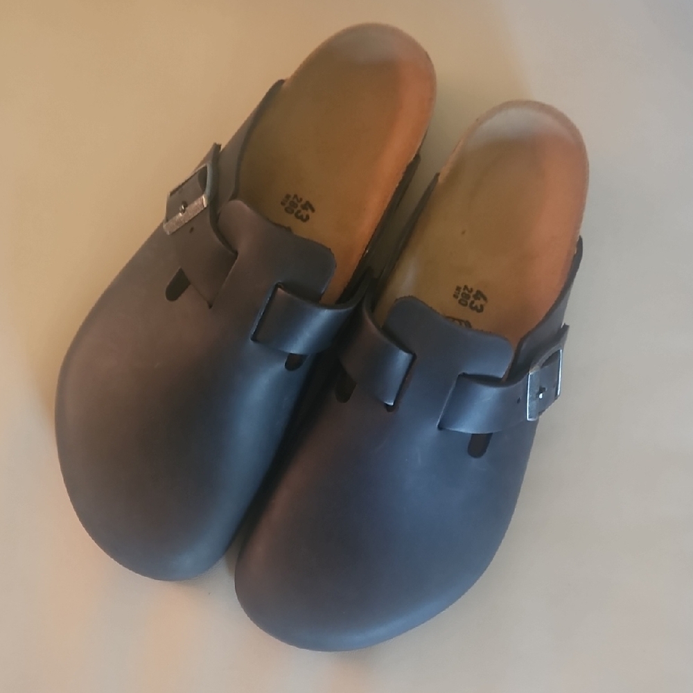 Birkenstock Black Leather Slip-On Clogs